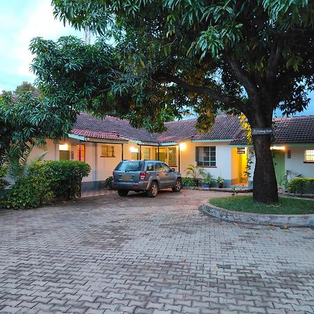 Milimani Drive Livings Apartment Kisumu Exterior photo
